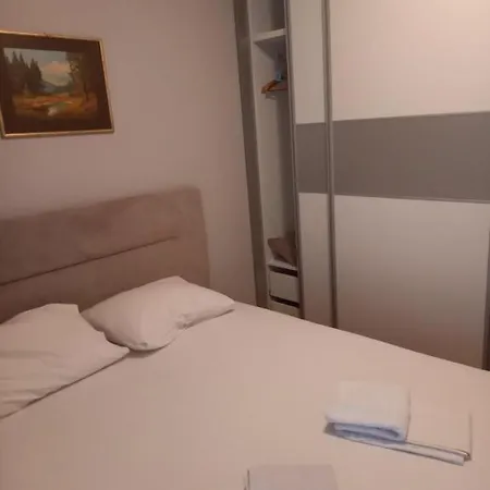 Comfortable Apartment *
